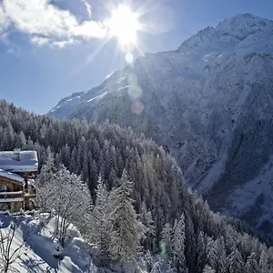 Rocher Sainte-Foy-Tarentaise